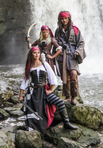 Women's Pirate Flag Gypsy Costume