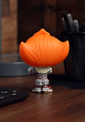 POP! Movies: IT: Chapter 2- Pennywise with Dog Tongue Vinyl Figure