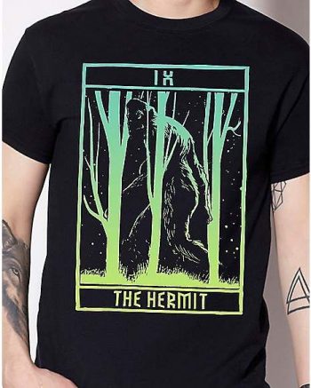The Hermit Bigfoot Tarot Card T Shirt