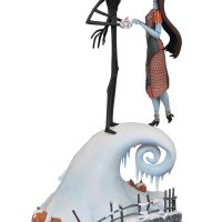 Diamond Select Nightmare Before Christmas Jack and Sally 14 Inch Statue