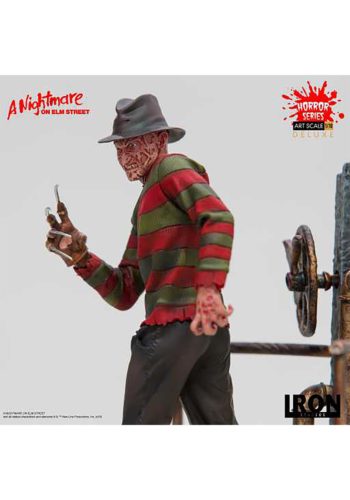 Deluxe Nightmare on Elm Street Freddy Krueger Statue