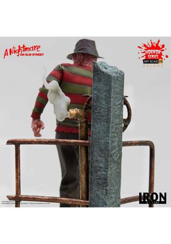 Deluxe Nightmare on Elm Street Freddy Krueger Statue