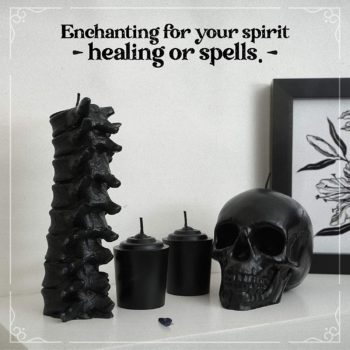 Spine & Skull Candle Set - Scented 4 Pack - Gothic Decor for Bedroom - Black Skull Decor for Home - Goth Room Decor - Horror Decor - Coffin Shelf Gothic Furniture Match - Witchcraft Decor