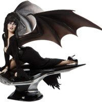 Enesco Elvira Mistress of The Dark Grand Jester Studios Deluxe 1:4 Scale Limited Edition Statue Figurine, 16 inch, Multicolor