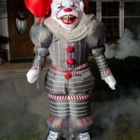 Inflatable IT Pennywise 6 Ft Lawn Decoration