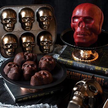 Nordic Ware Skull Cakelet Halloween Bakeware, Haunted Pan, Bronze