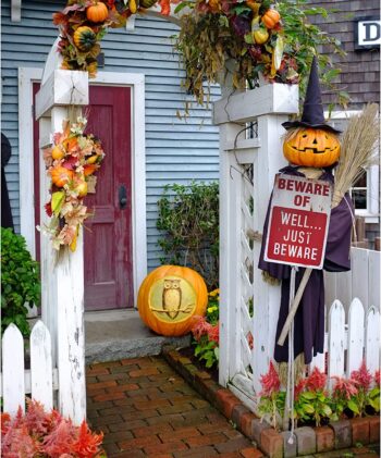 Wonderwin Beware of Well Just Beware & No Trespassing We're Tired of Hiding The Bodies 8” x 12” Retro Metal Signs Vintage Bar Decor Yard Signs Halloween Props - 2 PCS