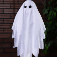 Shaking White Ghost Halloween Decoration