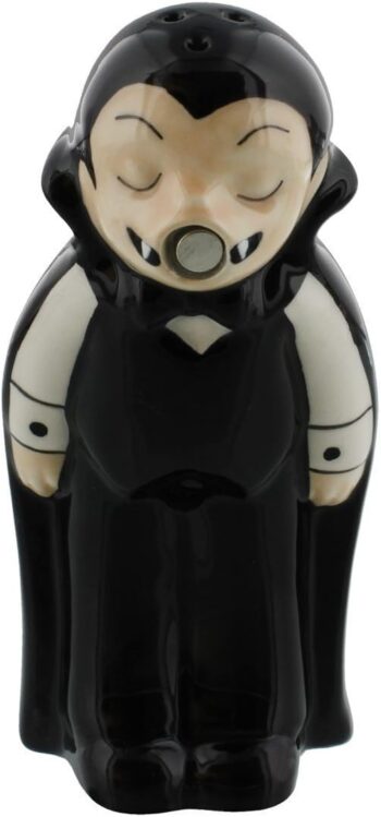 Pacific Giftware Vampire Love at First Bite Magnetic Kissing Ceramic Salt and Pepper Shakers Set