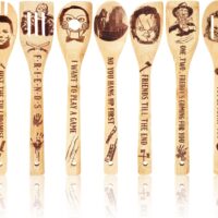 Whaline 7Pcs Horror Movie Character Wooden Spoons Set Halloween Wooden Spoons Natural Burned Cooking Utensil Spoon Engraved Laser Scoops for Halloween Party Decoration House Kitchen Supplies