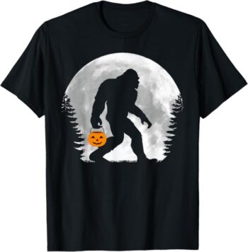 Fun Moon Sasquatch Bigfoot Halloween T-Shirt